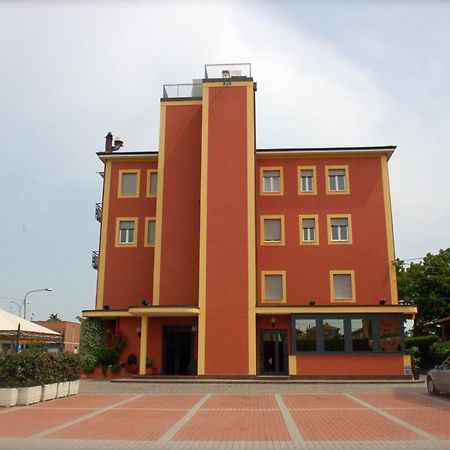 Hotel Aquila Castelfranco Emilia Exteriér fotografie